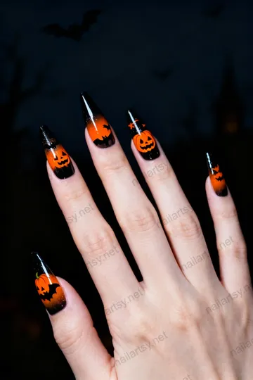 Medium Nail Design #662 Image