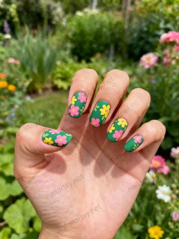 Medium Nail Design #1232 Image